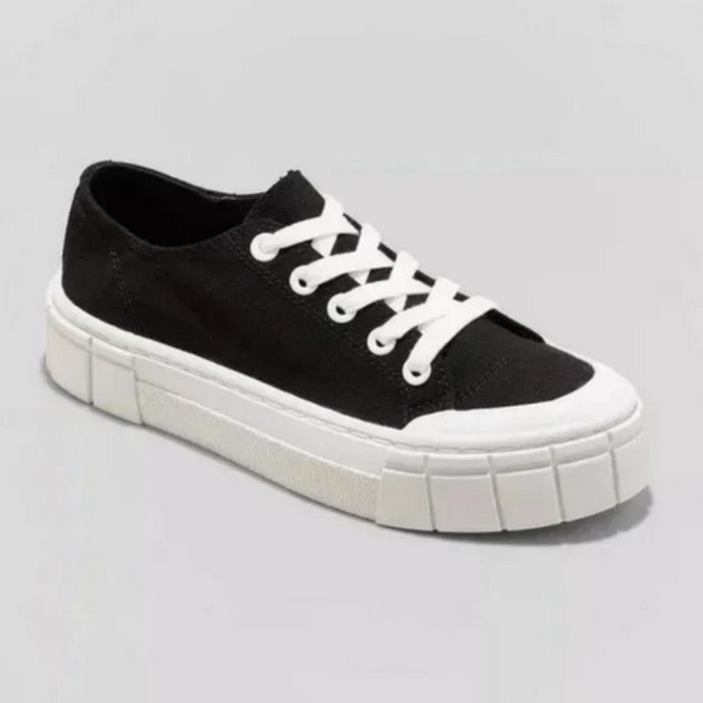 Mad Love Women's Fran Sneakers Black 9